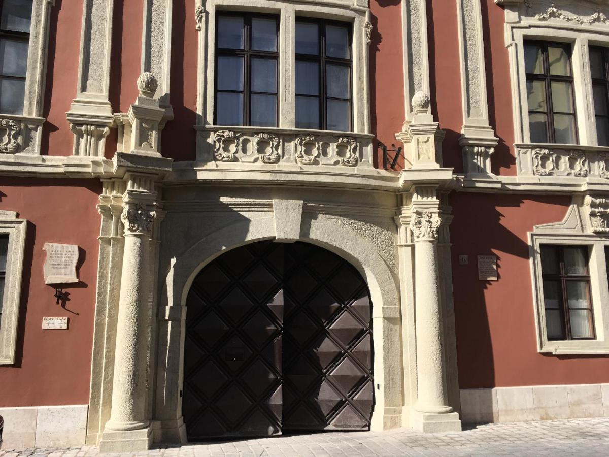 Enjoy Apartman Sopron Eksteriør billede
